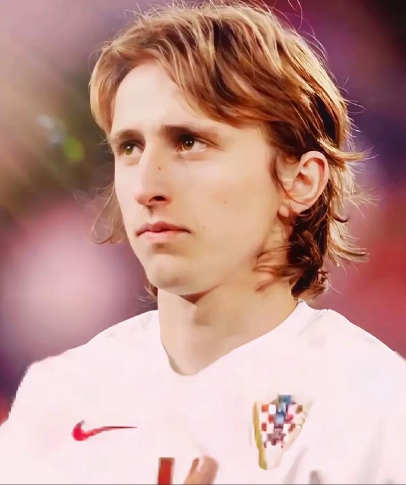 卫冕冠军重新起航，泰州官方发布2026“苏超”球员全国招募令